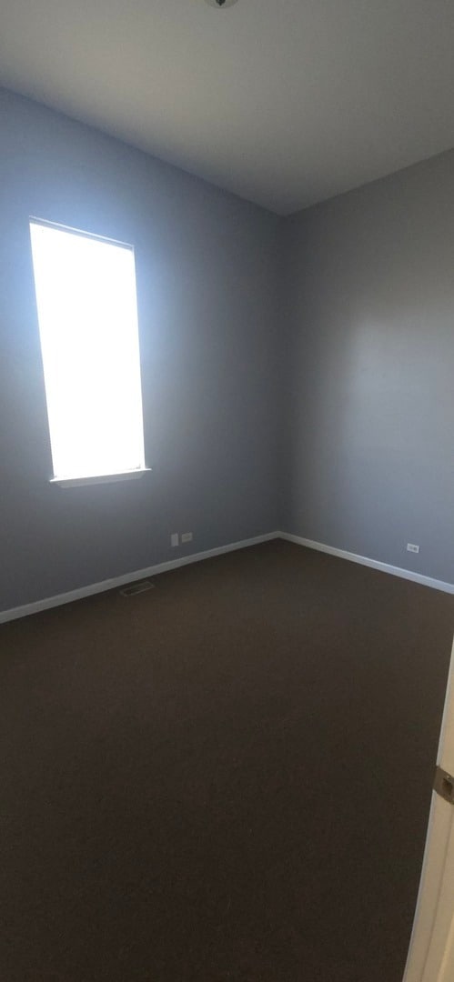 Foto del edificio - 3324 E 136th St