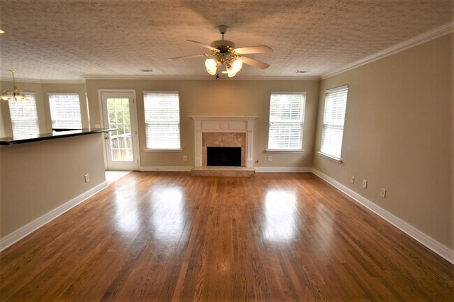 Building Photo - 3985 Tristan Way