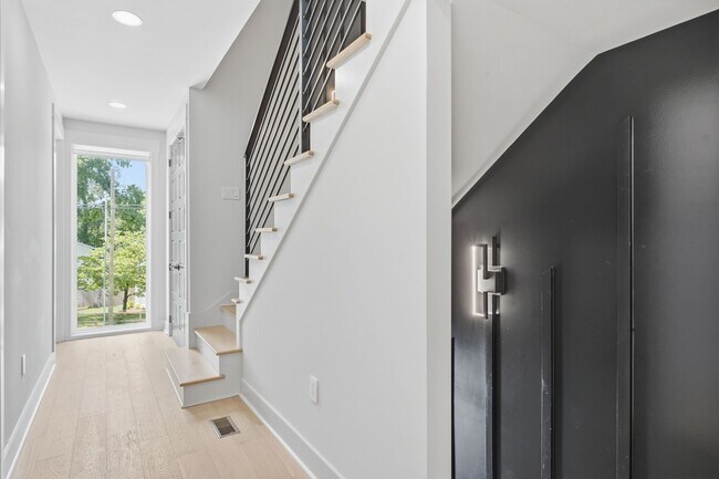Foto del edificio - 2712 Sharondale Ct