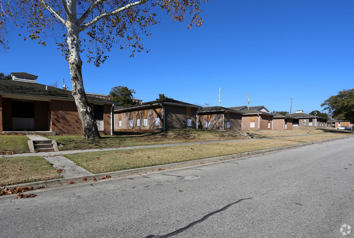 Building Photo - Rankin Terrace