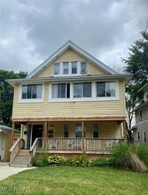 Building Photo - 418 Crestwood Ave