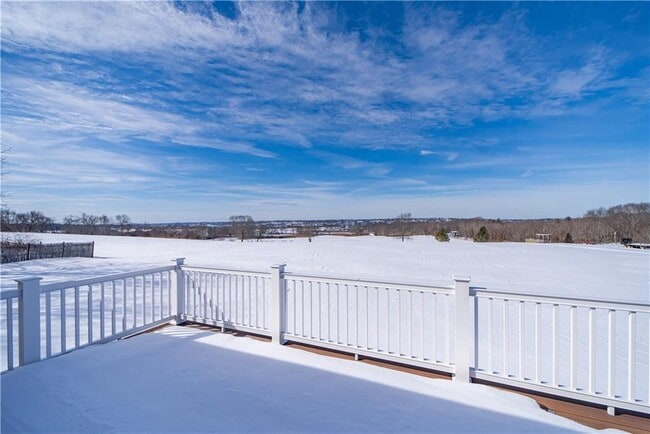 Building Photo - 3211 Main Rd