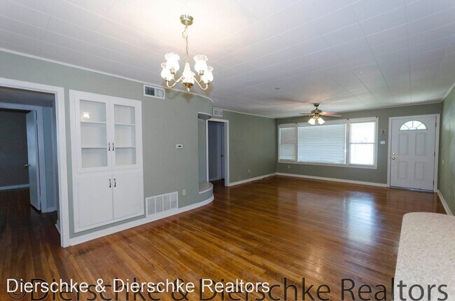 Building Photo - 3 br, 2 bath House - 1308 S Jackson