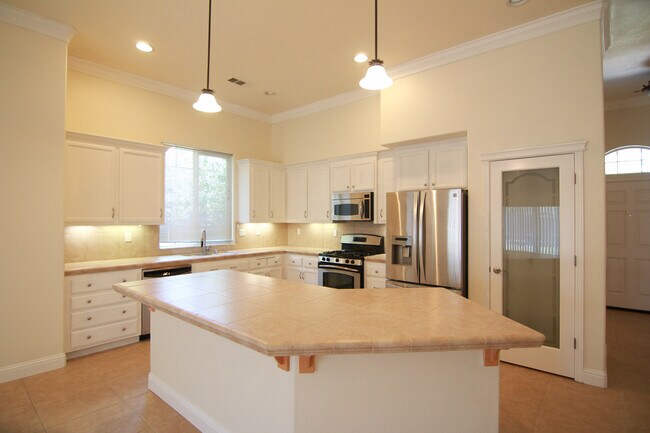 Building Photo - Modern 3 Bedroom, 2 Bath Home in Orland