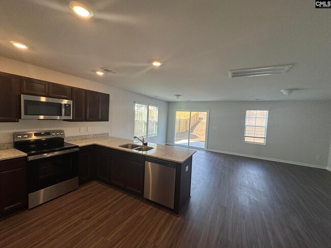 Building Photo - 287 Brando Wy