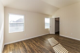 Building Photo - 2615 Camarilla Ln