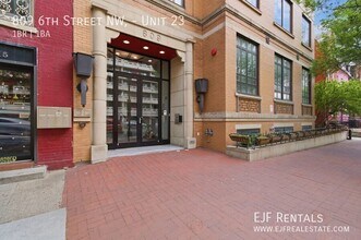 Building Photo - 809 6th St NW