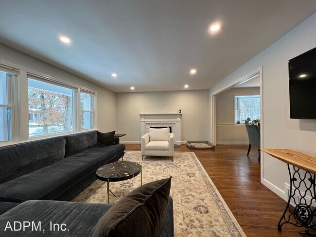Foto del edificio - 4 br, 3 bath House - 122 Green Street