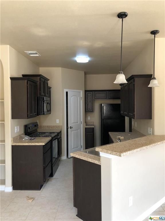 Foto del edificio - 1208 Vanguard Ln