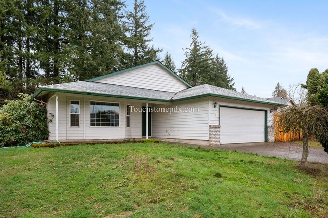 Building Photo - 20160 Quinalt Dr