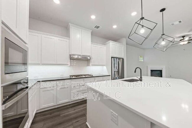 Photo - 9324 Trammel Davis Rd House