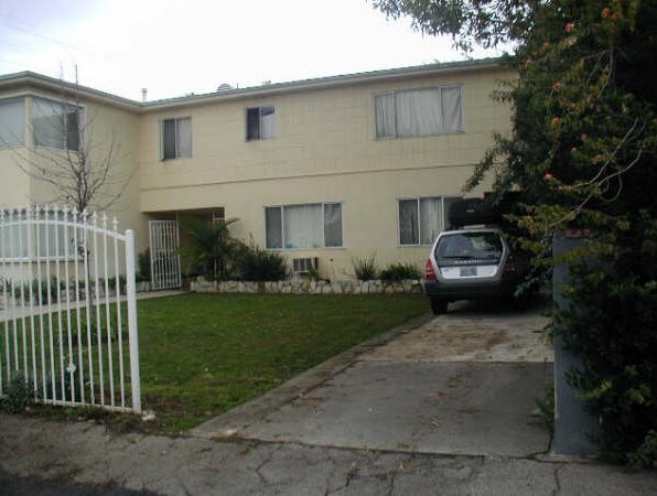 Building Photo - 5540 Mammoth Ave