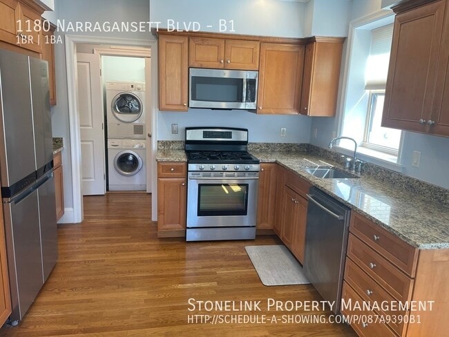 Building Photo - 1180 Narragansett Blvd