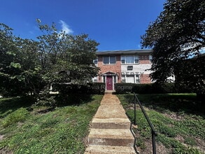 Building Photo - 7409 Olian Dr