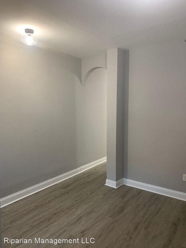 Building Photo - 3 br, 1.5 bath House - 1207 E Federal St