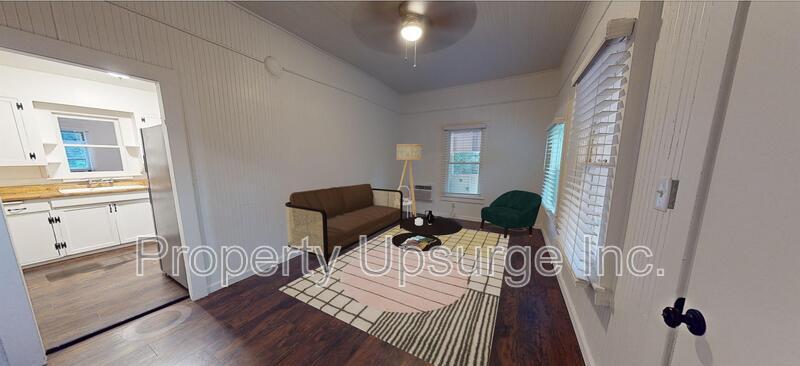 Primary Photo - 648 Reeds Ave