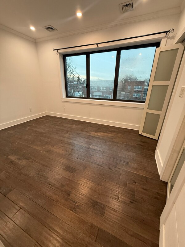 Foto del edificio - 47-14 Ditmars Blvd