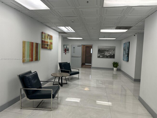 Foto del edificio - 3410 Coral Wy