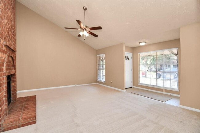 Building Photo - 19422 Plantain Dr
