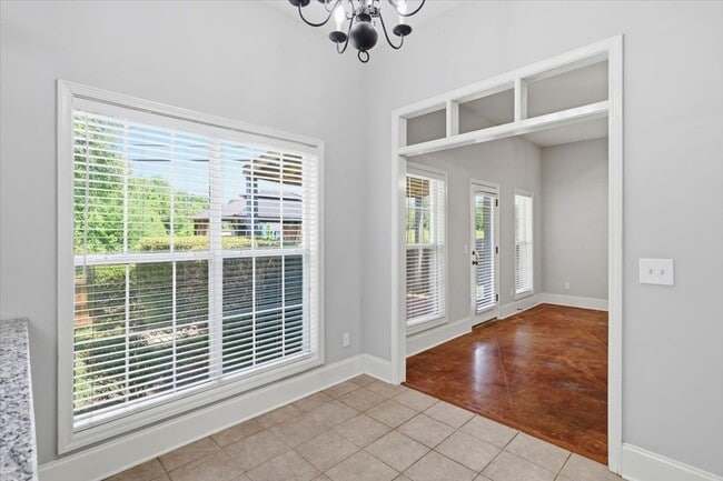 Building Photo - Charming Brandon Home for Rent