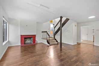 Building Photo - 3849 Shamrock Ct