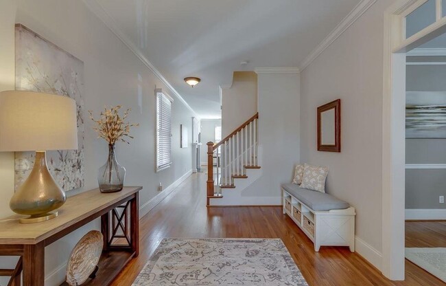 Foto del edificio - 3 Bed, 2.5 Bath Charleston Style Home Down...