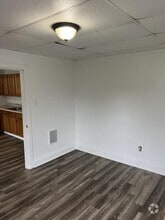 Building Photo - 129 McGinnis Ave