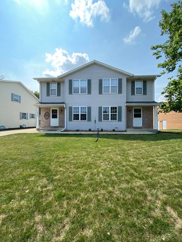 Foto principal - 6233 S Barland Ave