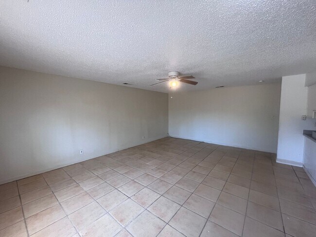 Foto del edificio - 3 bed 2 bath home! Available NOW!