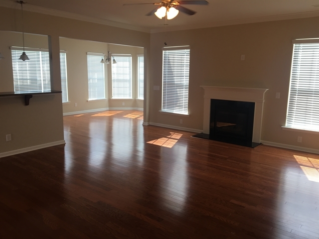 Foto del edificio - 15105 Carlow Hills Pl