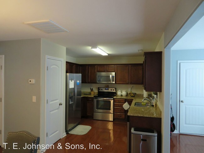 Building Photo - 3 br, 2.5 bath House - 4435 Hanley Park Dr