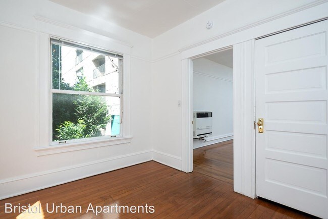 Foto del edificio - 2190 W Burnside St