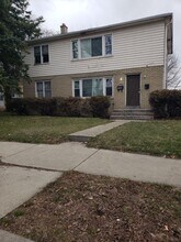 Building Photo - 7940 W Hampton Ave