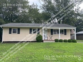 Building Photo - 28 Birch Dr