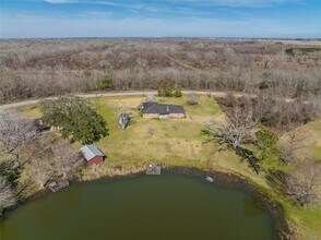 Building Photo - 140 Lakewood Dr