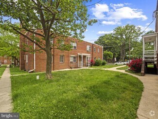 Building Photo - 22 Danbury St SE