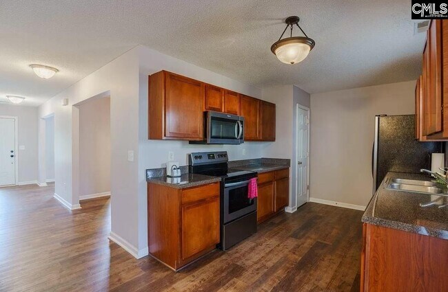 Building Photo - 204 Meyer Ln