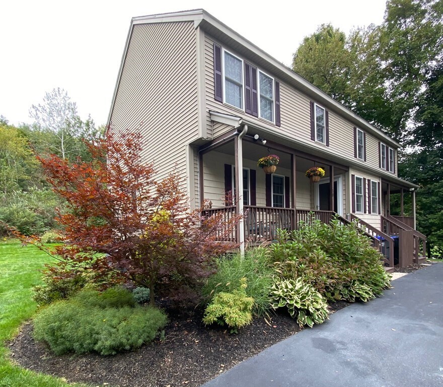 18 Charles St, Douglas, MA 01516 Townhome Rentals in Douglas MA