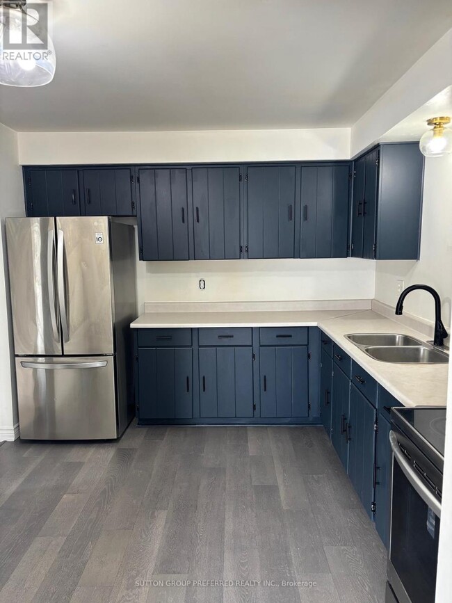 Building Photo - 1878 Culver Dr