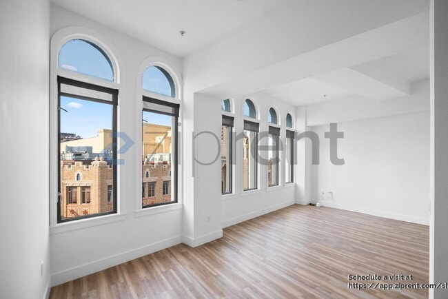 Building Photo - 1755 Broadway