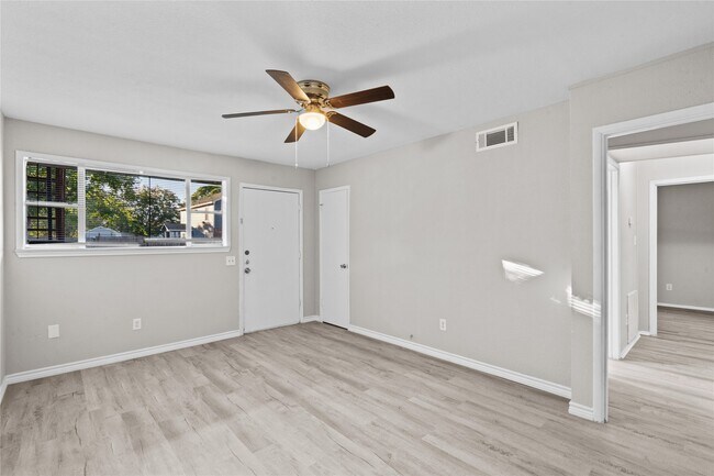 Foto del edificio - 2729 Main St