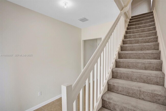 Foto del edificio - 9500 SW 167th Ave