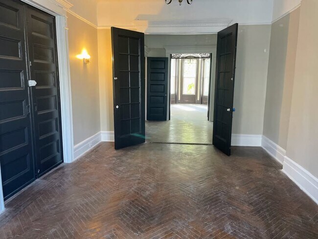 Foto del edificio - 1156 Sterling Pl