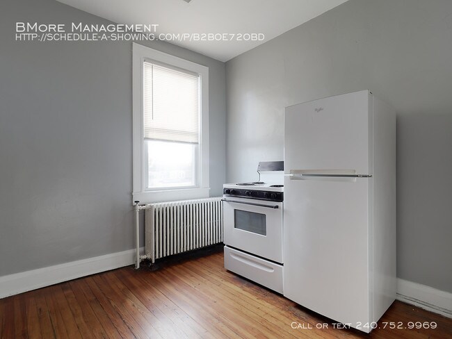 Building Photo - 2875 Mayfield Ave