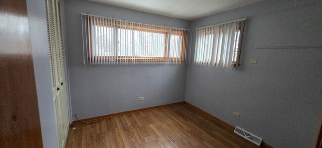Dormitorio n.° 2 - Noreste Foto-01 - 5708 W Park Ave