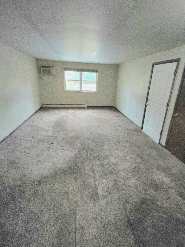 Building Photo - 8260 Southern Blvd