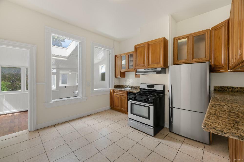 Primary Photo - 3914 24th St