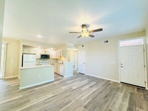 Building Photo - 2035 Grays Peak Dr
