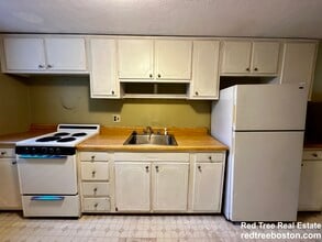 Building Photo - 33 Westgate Rd