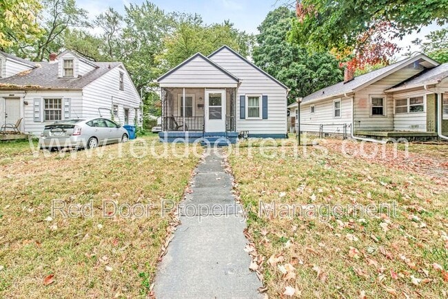Building Photo - 4925 Crittenden Ave